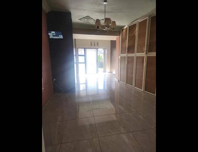 4 BEDROOM PROPERTY TO RENT IN BRAMLEY